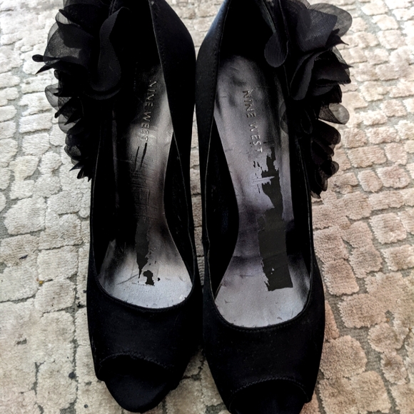 Nine West Pumps - Picture 2 of 6